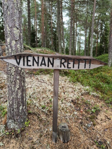 Perjantaina tehdään päiväretki Vienan reitille.